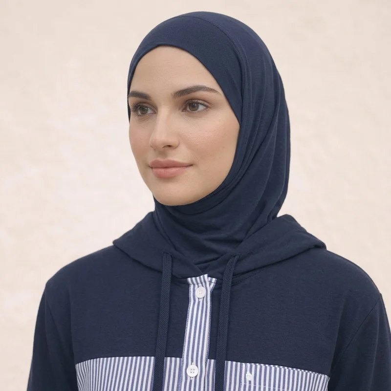 Chemise à hijab intégré