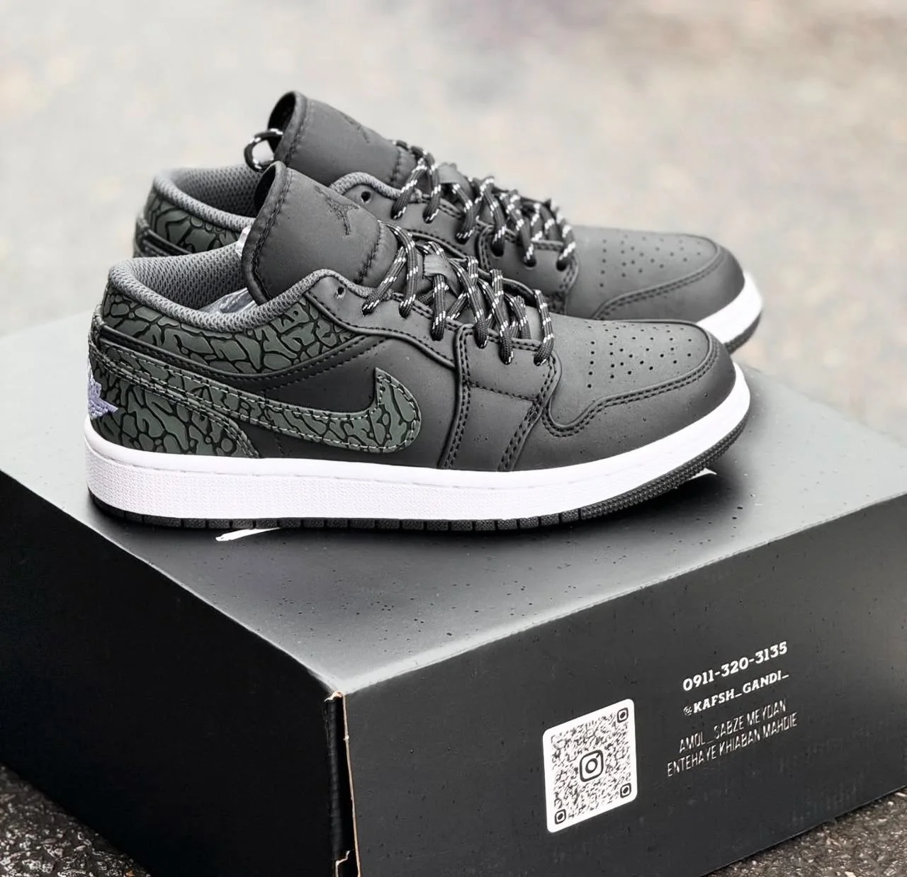 NIKE AIR JORDAN CROCO