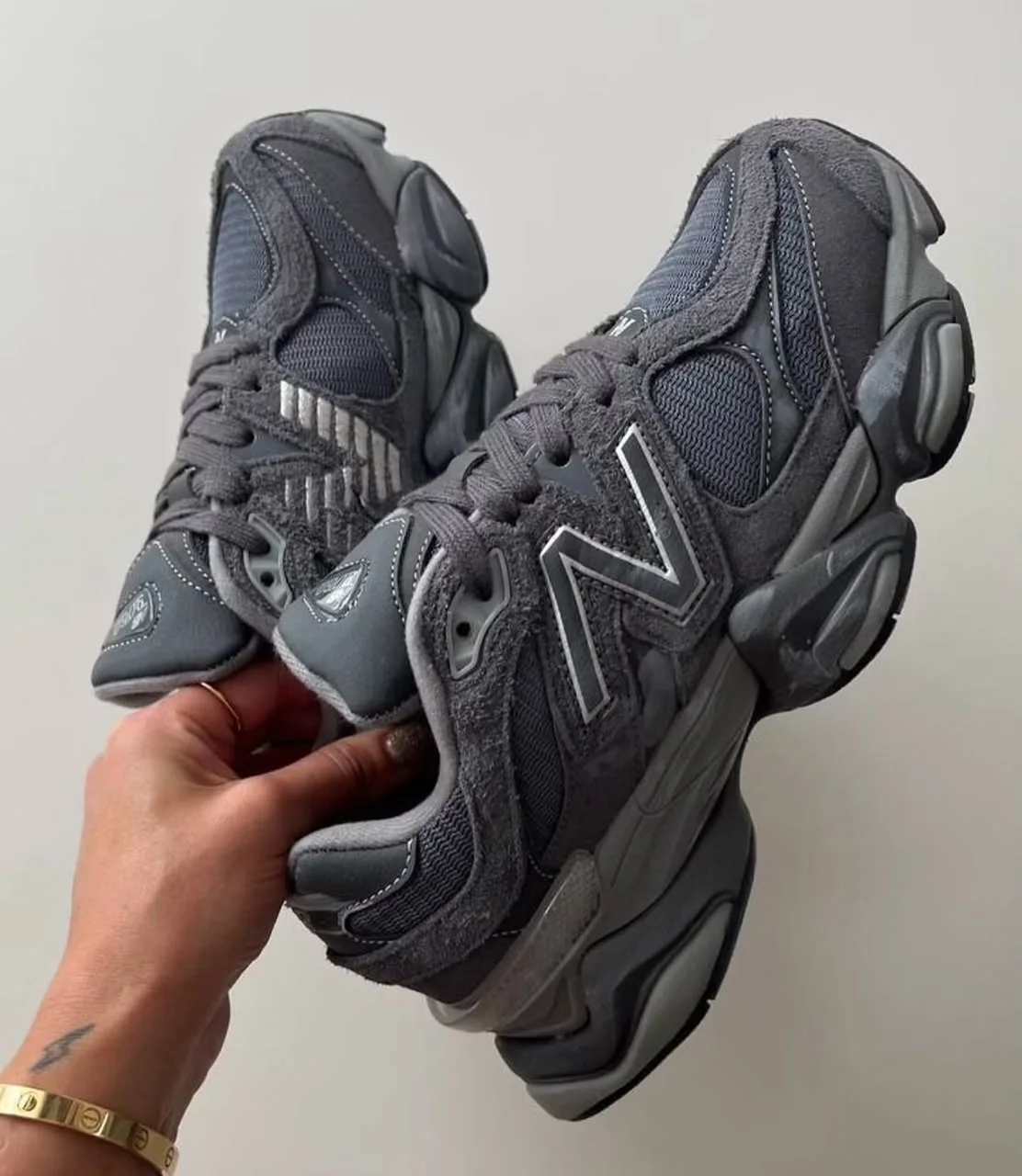 NEW BALANCE 9060 GRIS