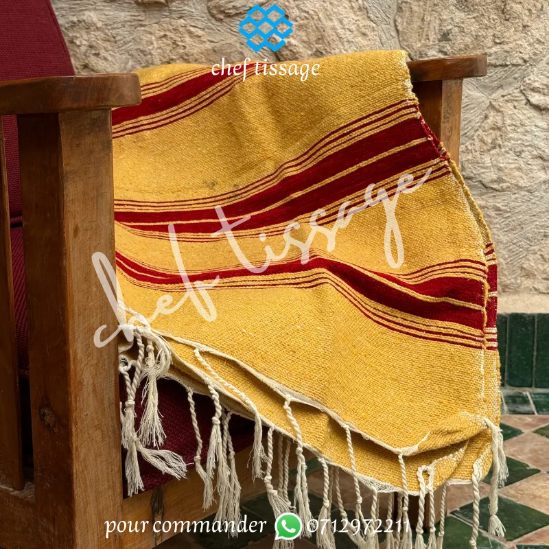 Plaid traditionnel marocain – Jaune Doré & Rouge