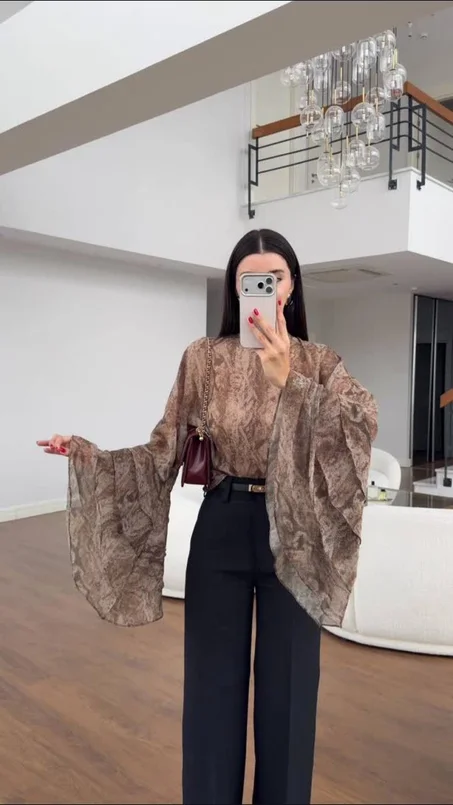 https://assets.youcan.shop/stores/16d82c2d125844a8d49c11d56c84fdb4eeb756c3/image-picker-84f07bcf-4daa-43a8-8125-6539adf87565-7118-00000260c-FEqoEIWAt0uyuzEsPJ0p6RPH6vf.jpg?width=453