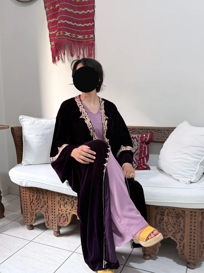 Ensemble kimono en velours de soie parme, top et pantalon mauve