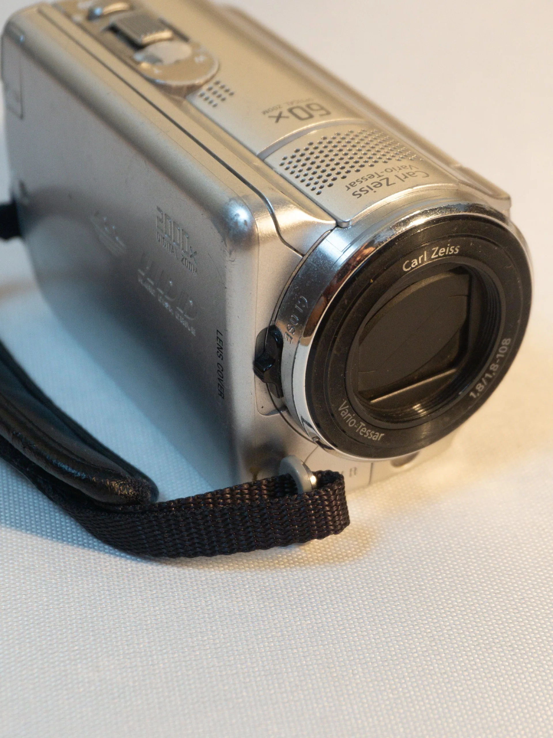 SONY HANDYCAM DCR-SR58
