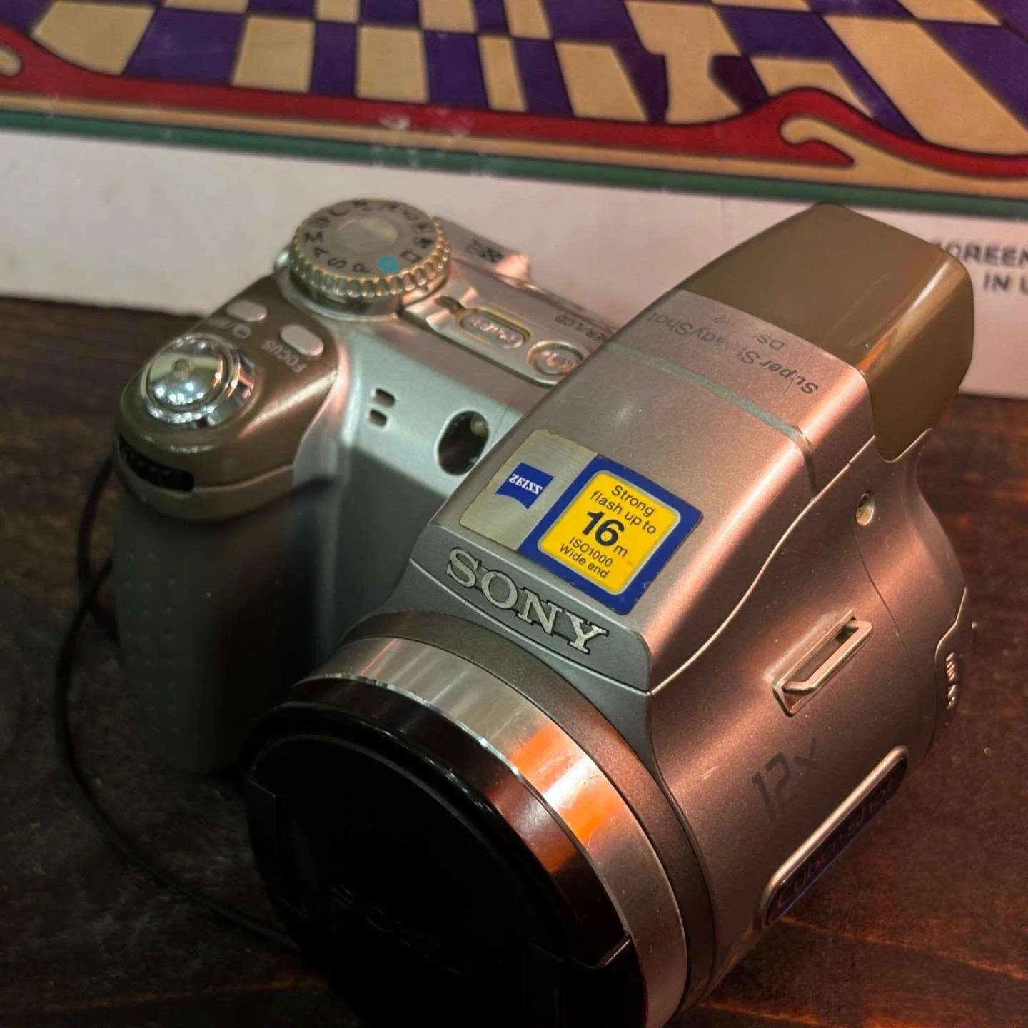 Sony DSC-H2