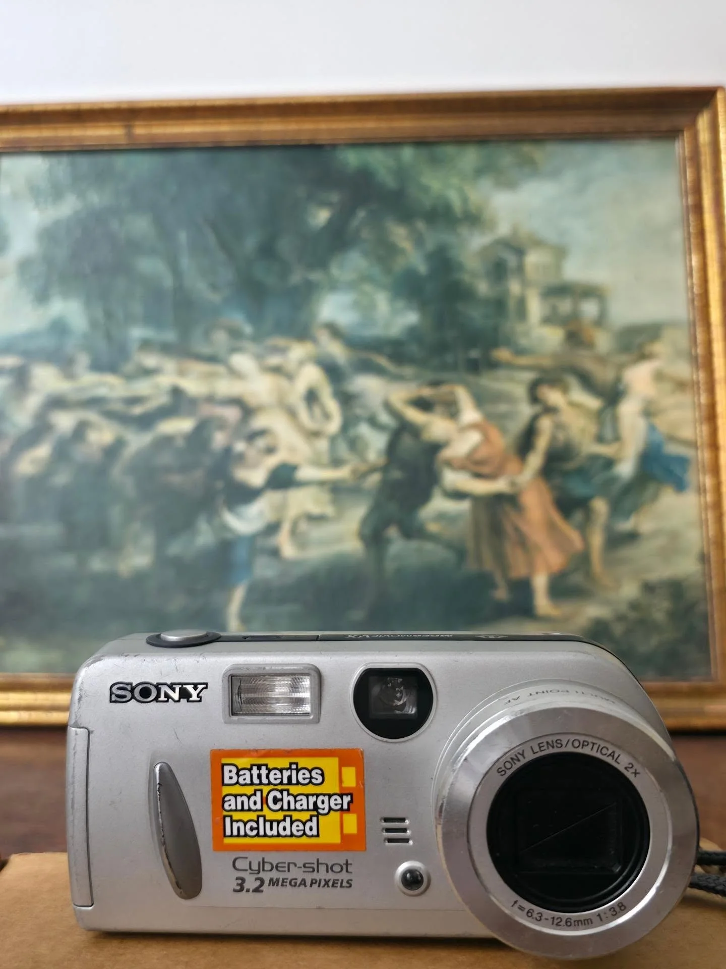 sony Cyber-shot DSC-P52