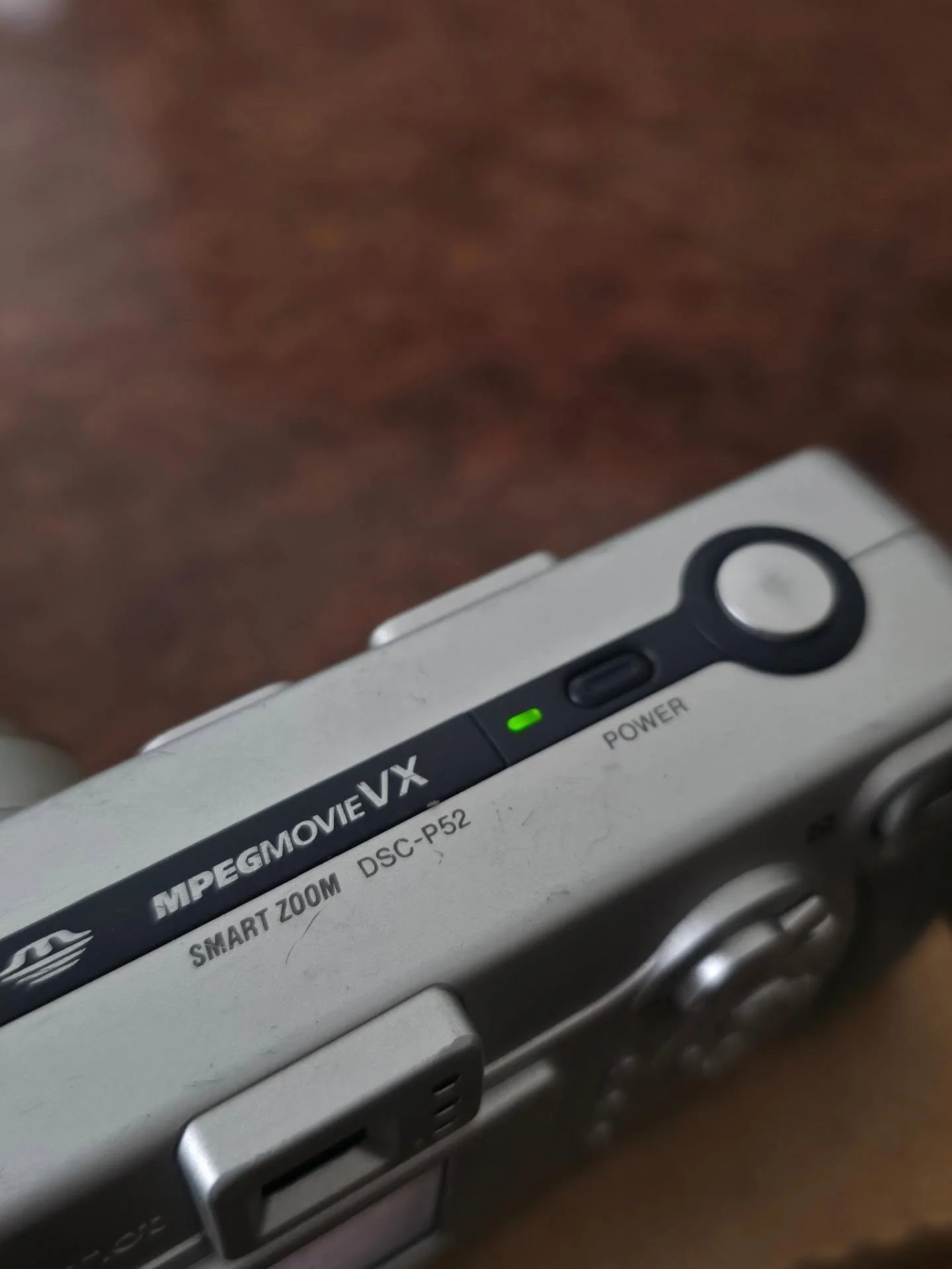 sony Cyber-shot DSC-P52