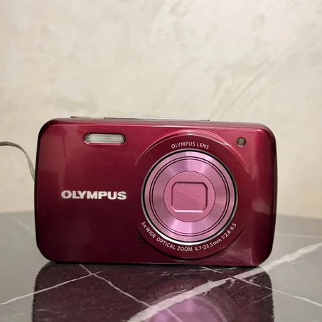 Olympus VH-210 - Pink/Red Edition (Vintage Digicam)