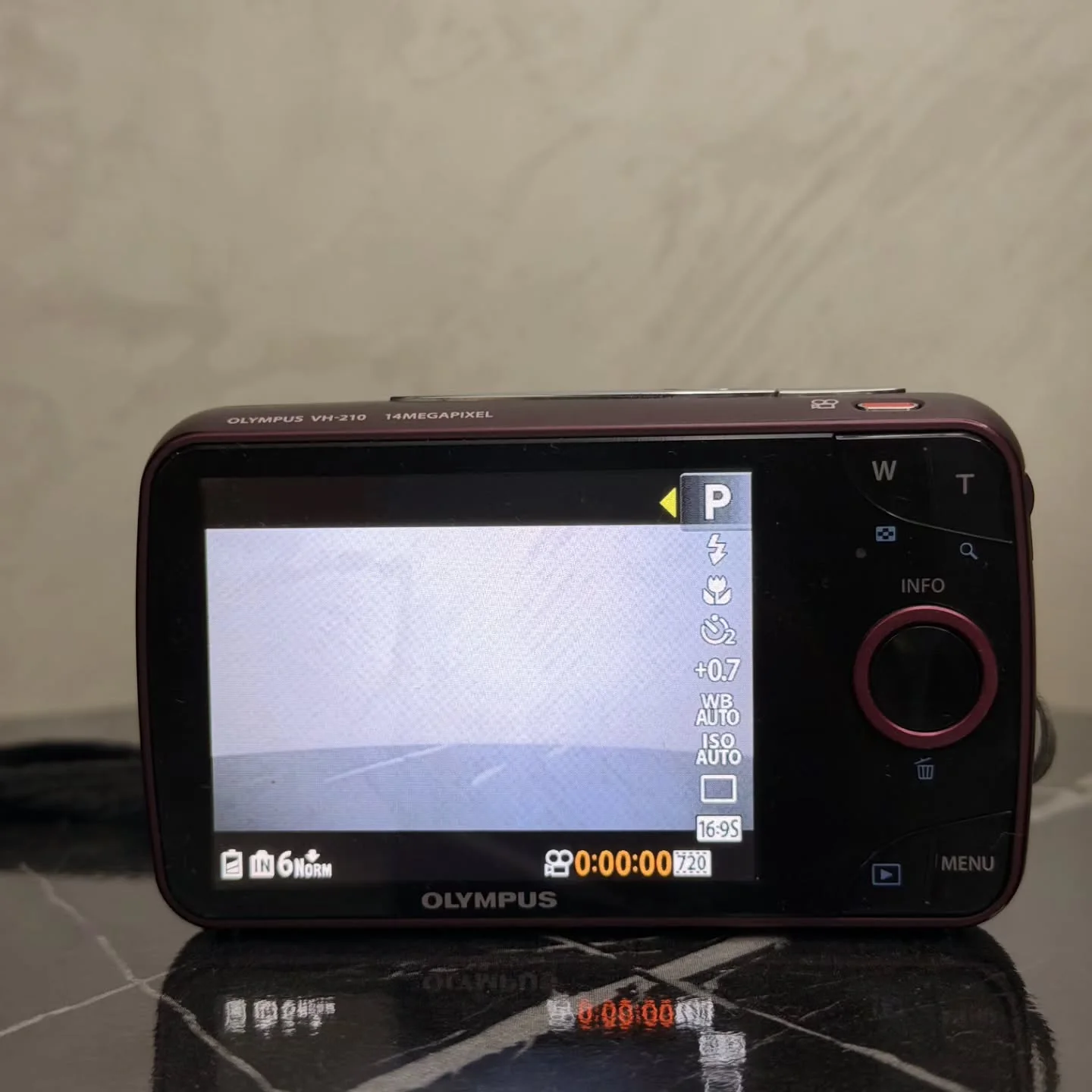 Olympus VH-210 - Pink/Red Edition (Vintage Digicam)