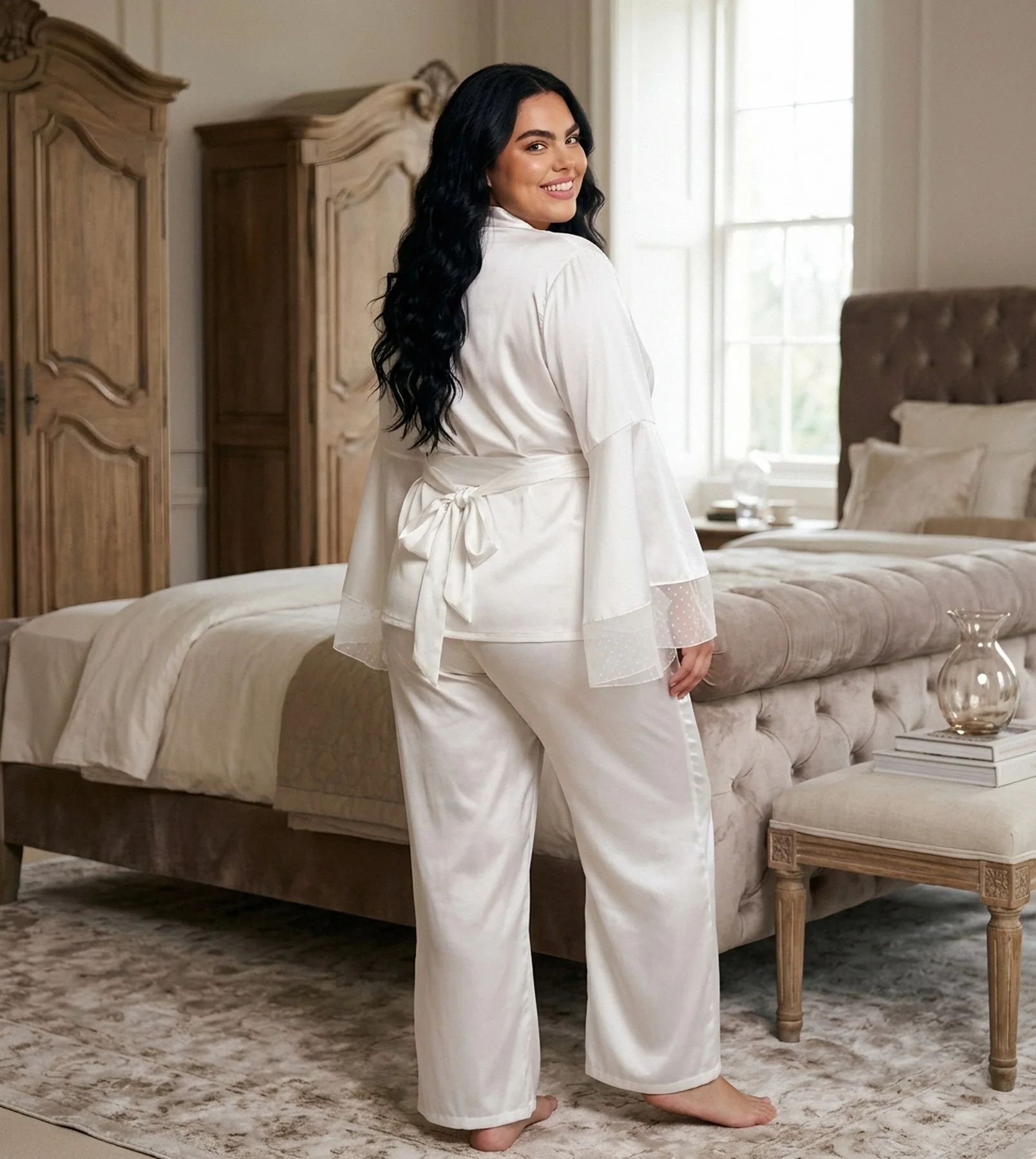 Pyjama satin blanc manches tulle