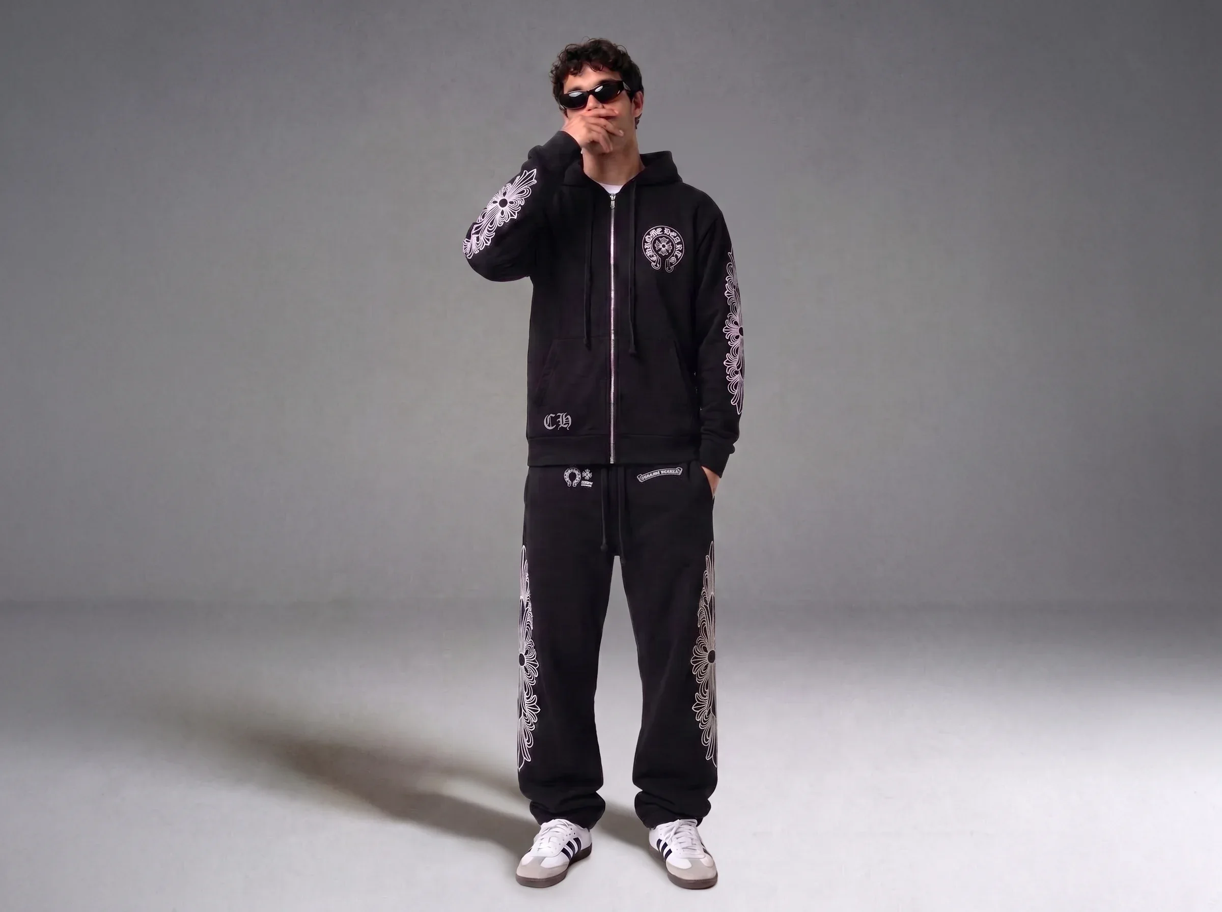 CHROME HEARTS FLORAL CROSS SWEATPANTS