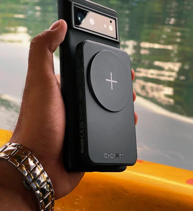 Cygnett MagMove 5K, power bank magnétique à double aimant