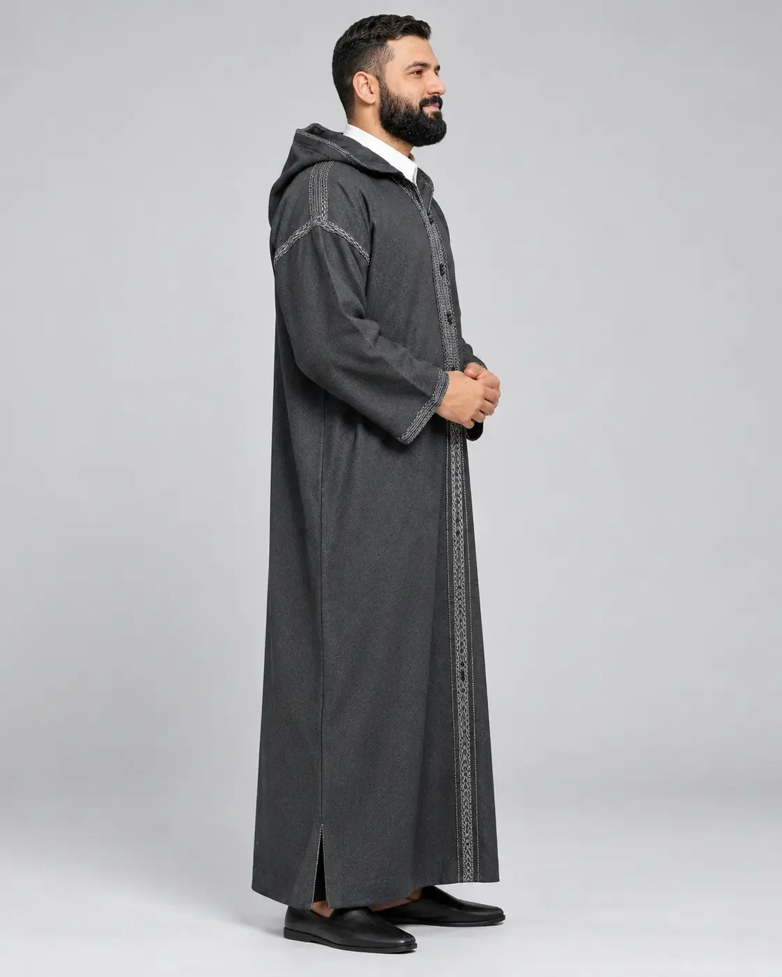 اللون الاسود