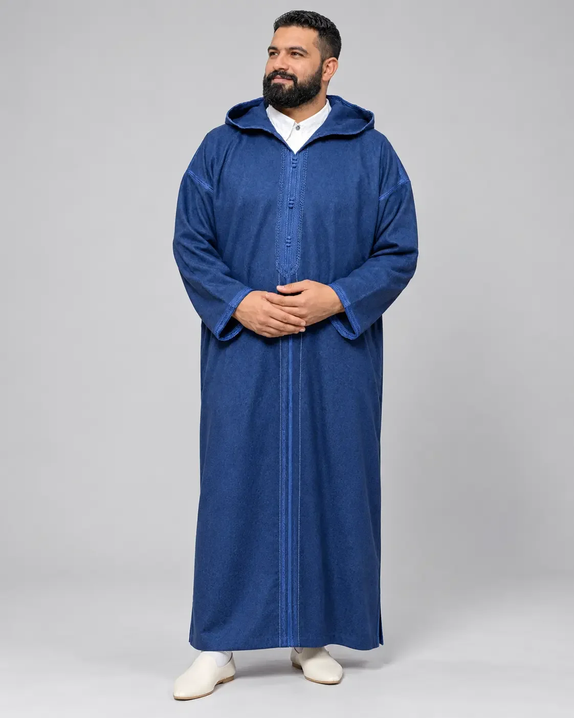 اللون الازرق