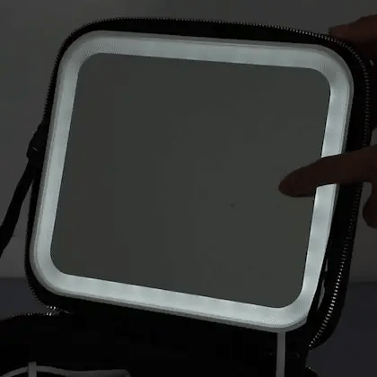 حقيبة مكياج فاخرة مع مرآة LED