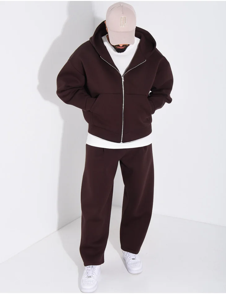 Ensemble pantalon et veste à capuche