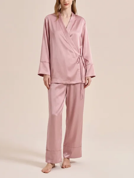 Pyjamas & Loungewear