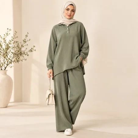 أطقم وملابس مريحة