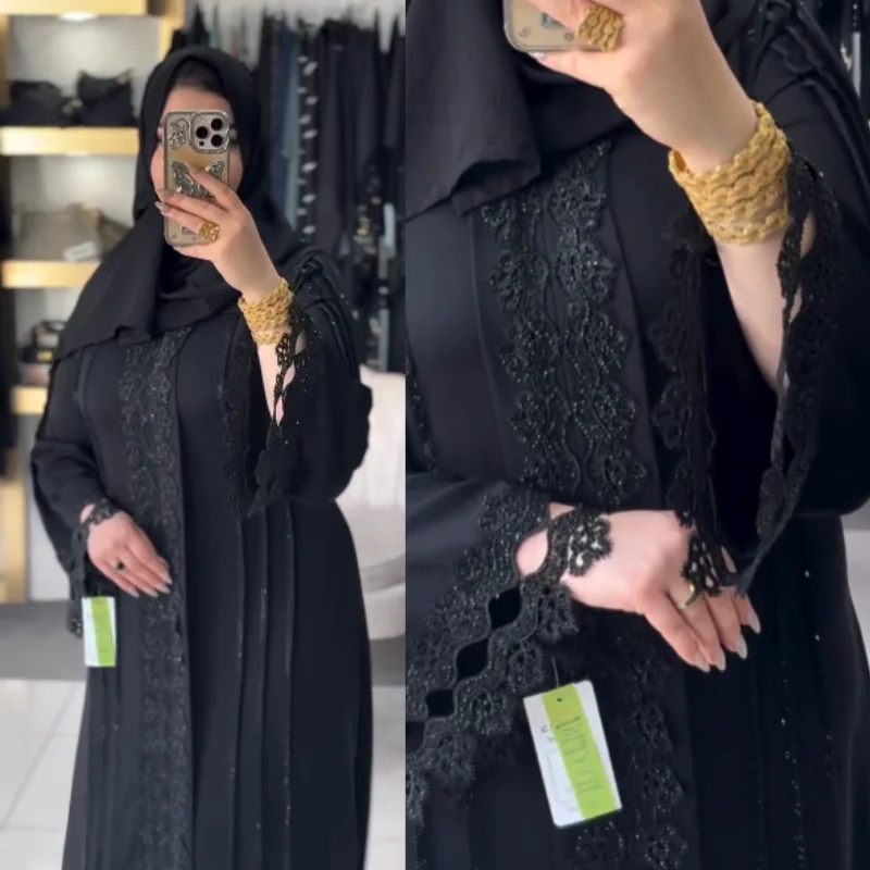 Abaya Égyptienne Dentelle Raffinée et Strass