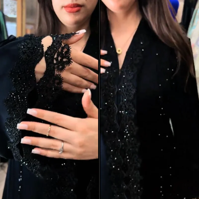 Abaya Égyptienne Dentelle Raffinée et Strass