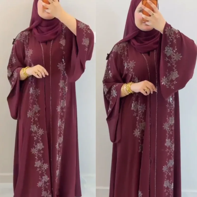 Abaya Émiratie Bordeaux de Luxe – Élégance & Strass ✨