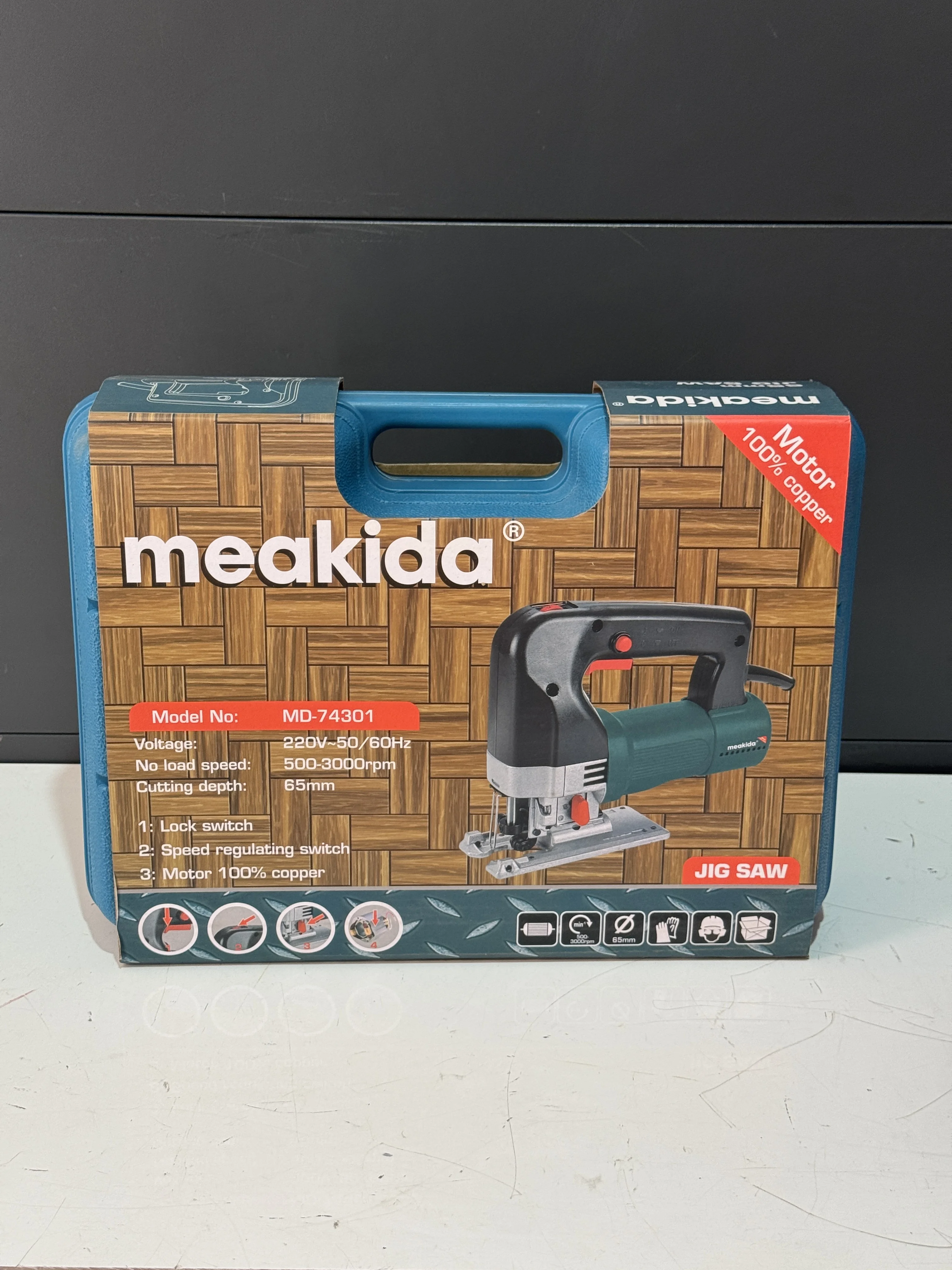 SCIE SAUTEUSE 750W MEAKIDA + ACCESOIRES