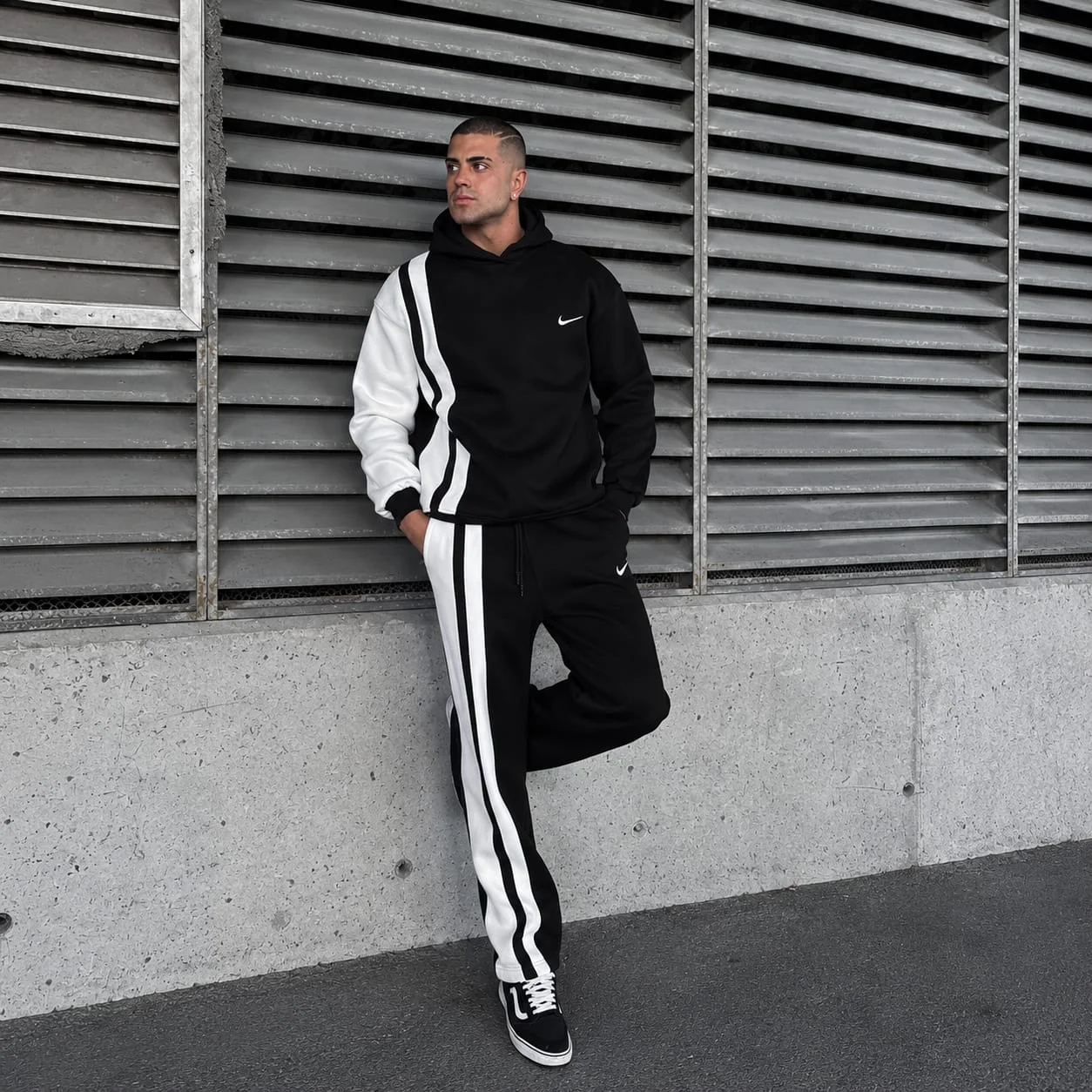 ENSEMBLE  NIKE