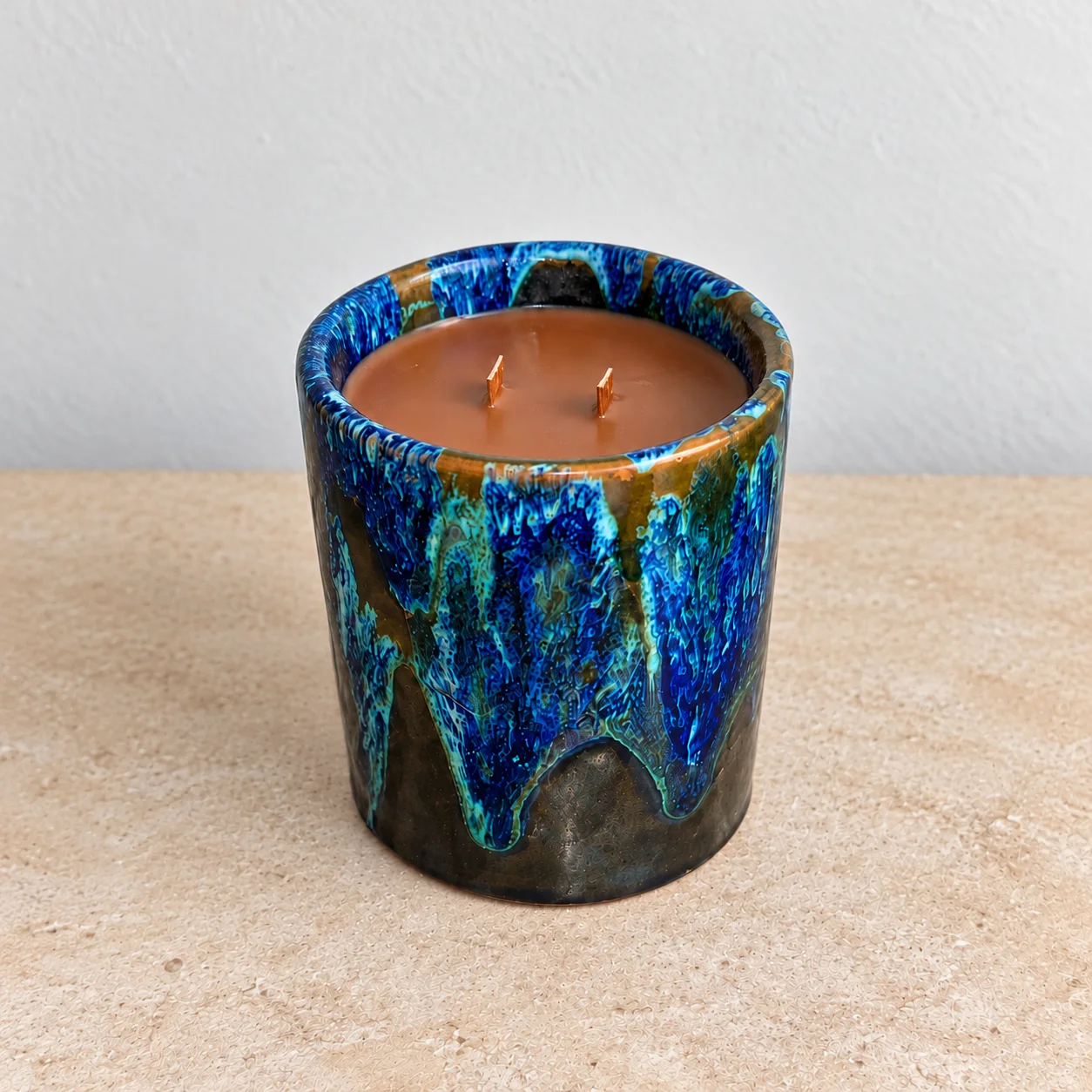 Cobalt Drâa — Brown Wax Ceramic Candle