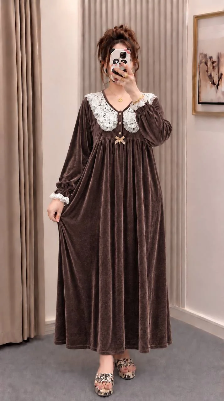 بجامة طويلة مبرة بشبكة (التوصيل 20 درهم)