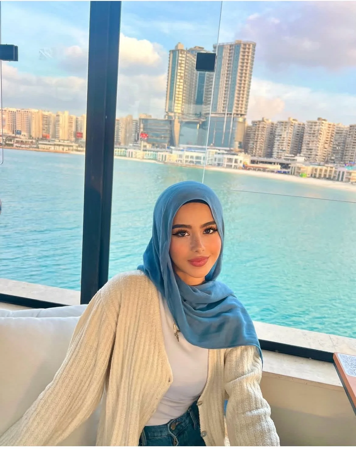 فاطمة المهندي