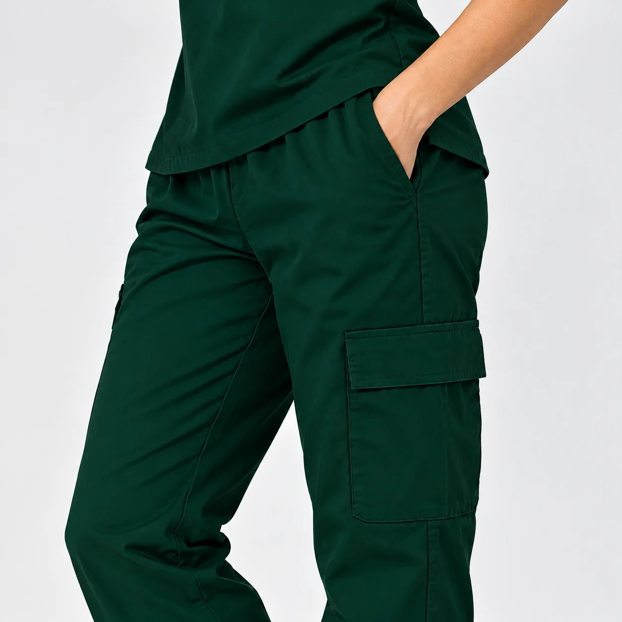 Tenue de Bloc Col V Femme – Vert Royal | Med Ora