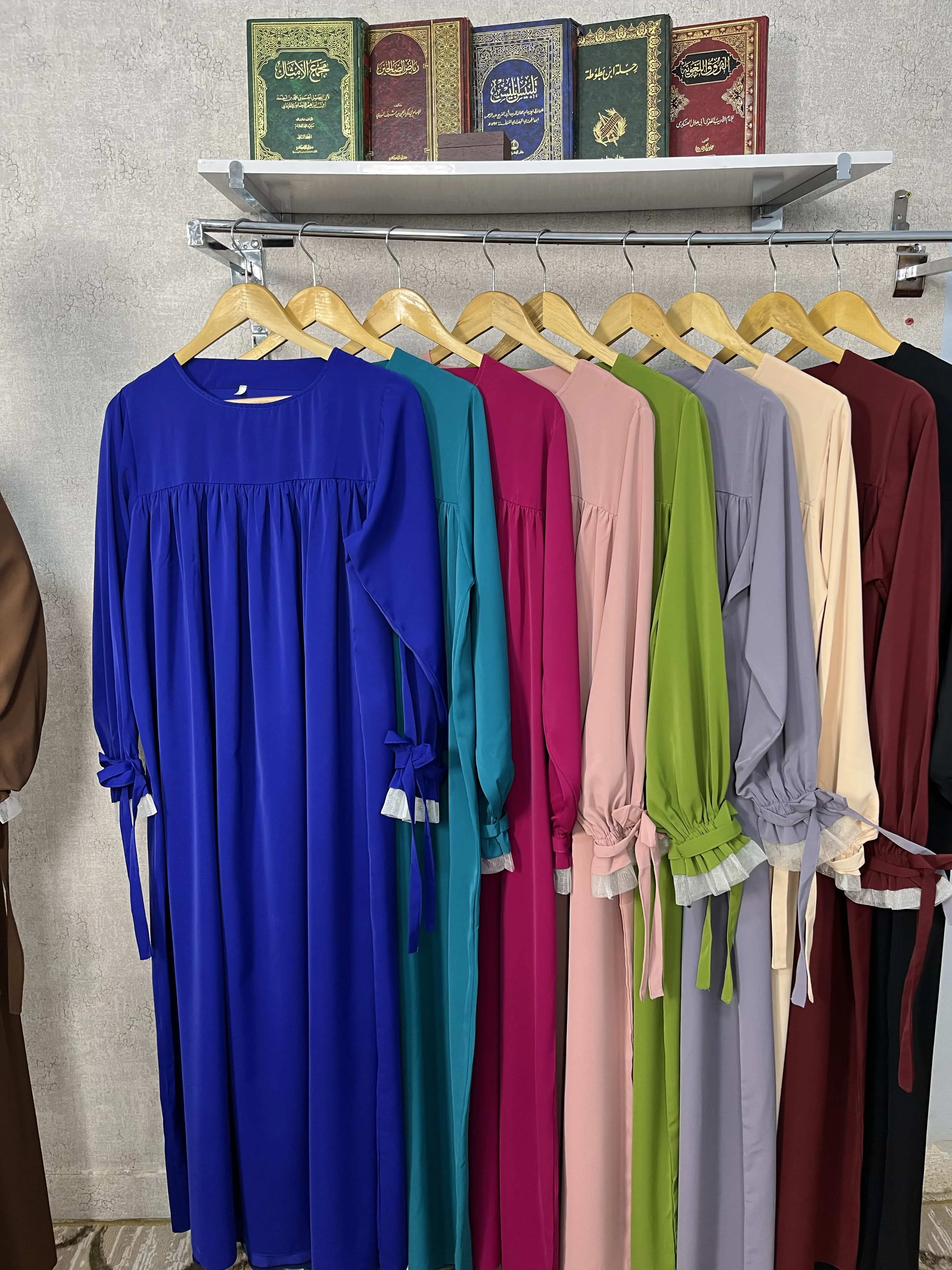 ألوان زاهية