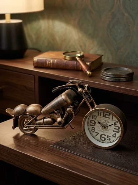 Horloge de Bureau Sculpturale 