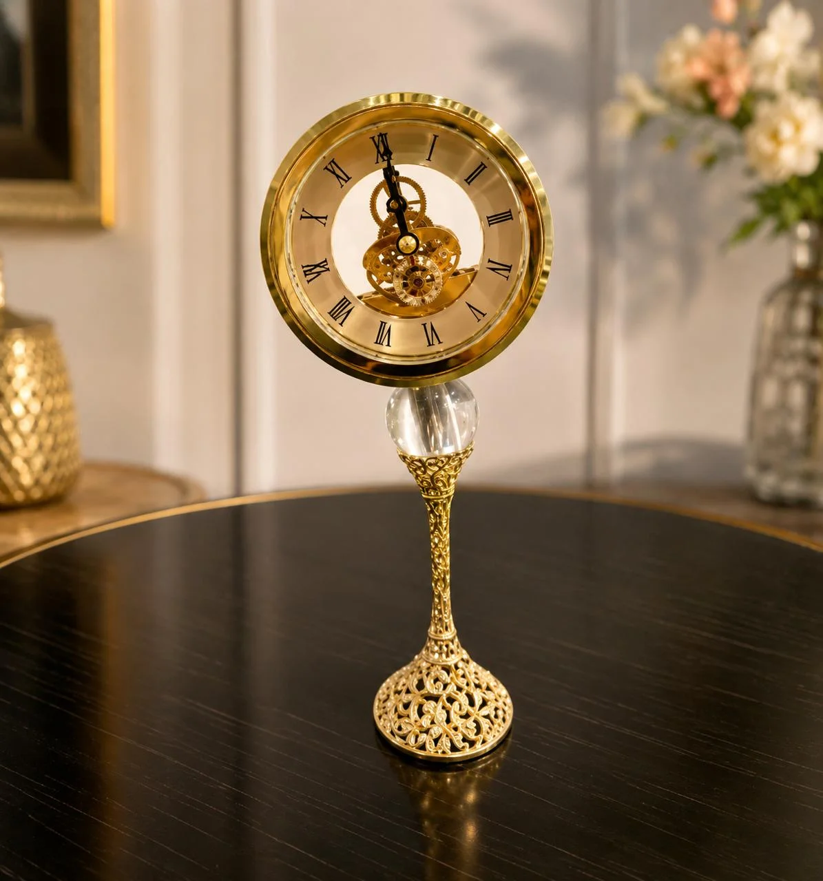 Horloge de Table Sculpturale Dorée sur Socle – Idée Cadeau