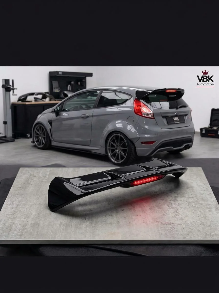 Spoiler ST Ford Fiesta 2008/2019 Avec Feu Rouge