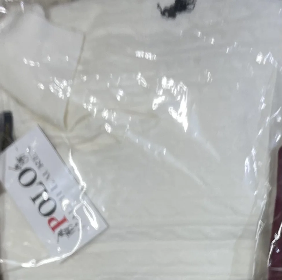 Pull Femme Col Polo – Un Style Chic au Quotidien