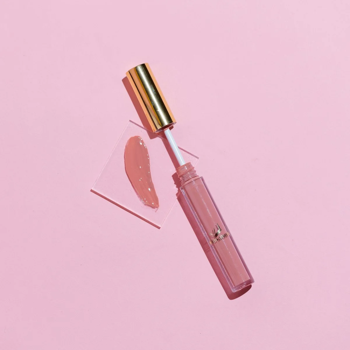 Rouge à Lèvres Liquide Mat — Prune