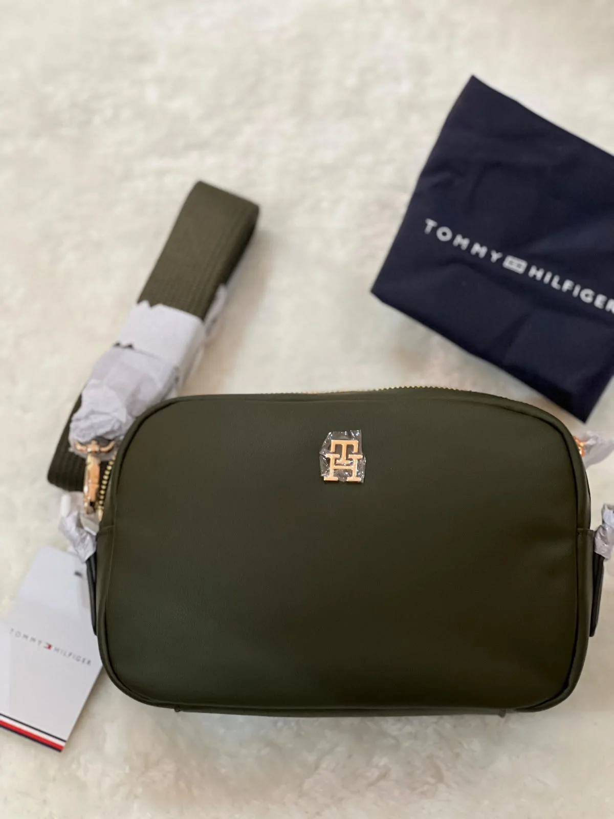Sac camera monogramme TH - Tommy Hilfiger - Vert kaki