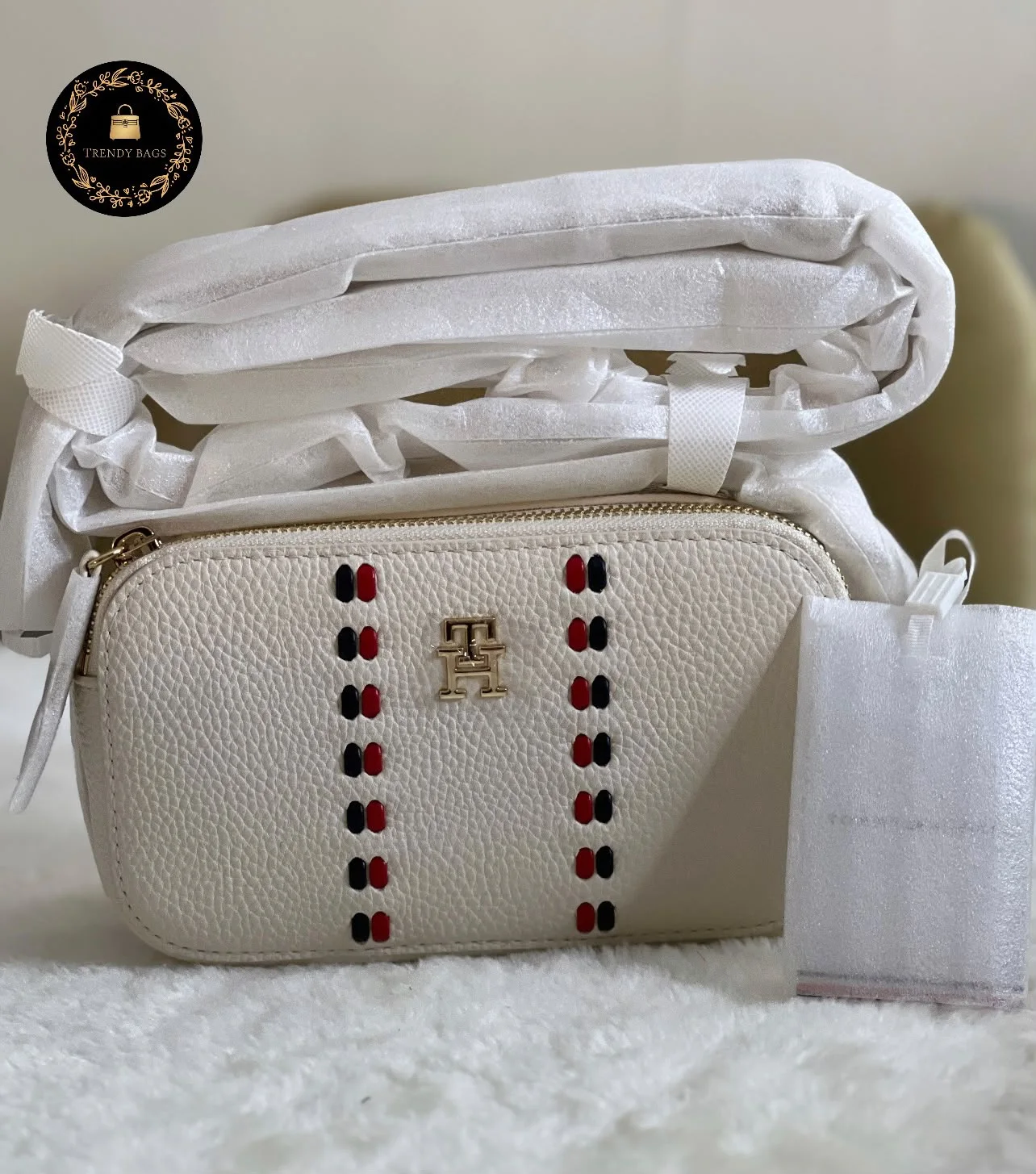 Sac camera monogramme TH surpiqûres - Tommy Hilfiger - Crème