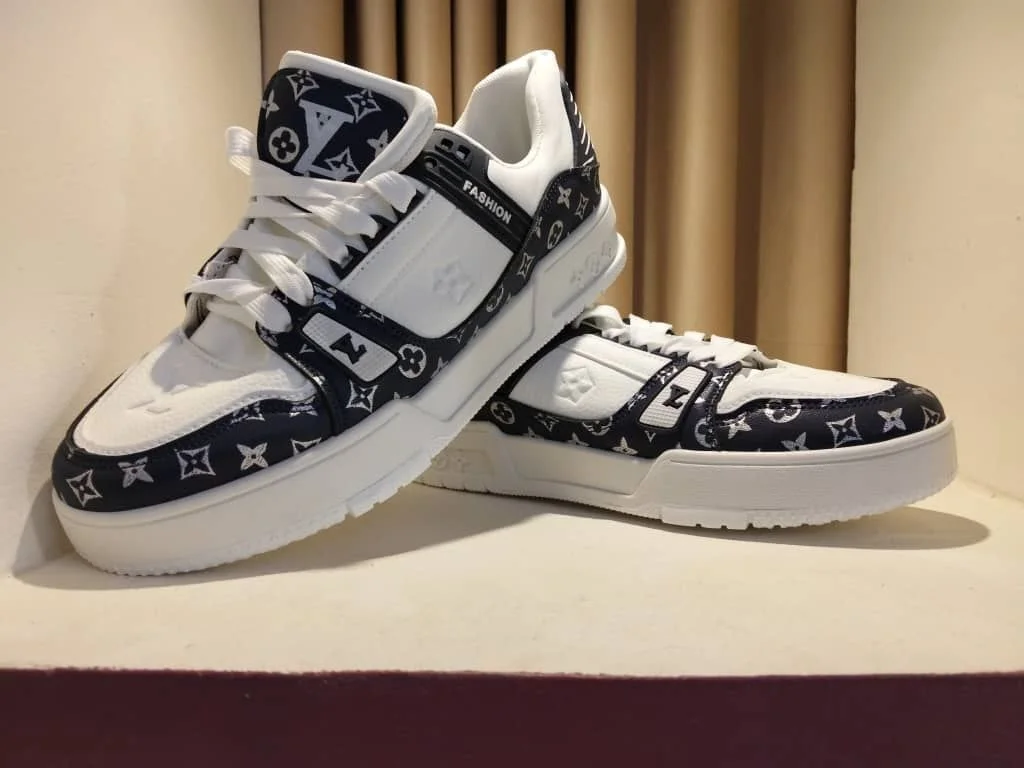 حذاء رياضي أنيق ومريح - Trainer Edition