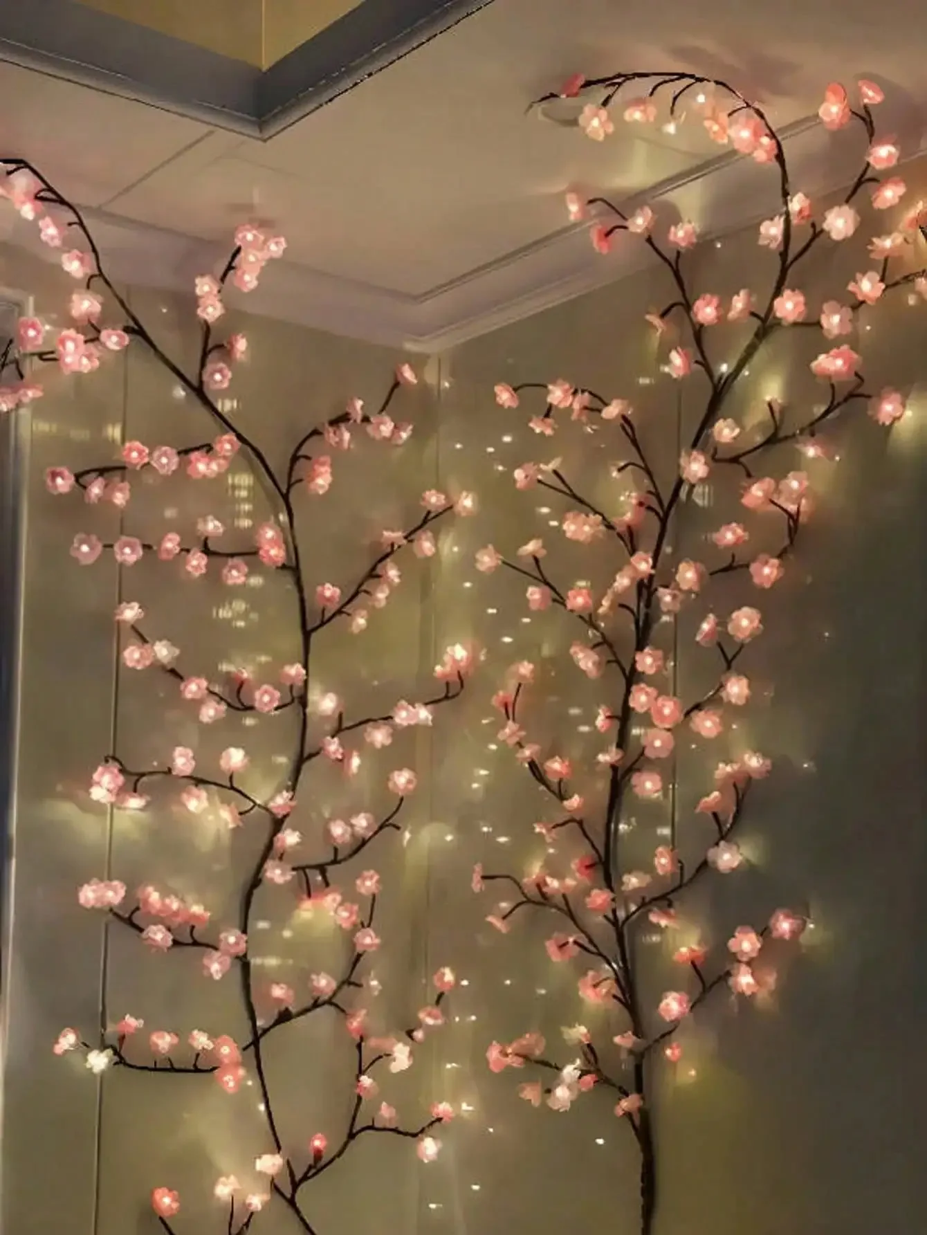 اضاءة LED جداري على شكل غصن مزهر – ديكور أنيق وإضاءة ساحرة لإضفاء لمسة جمالية على منزلك
