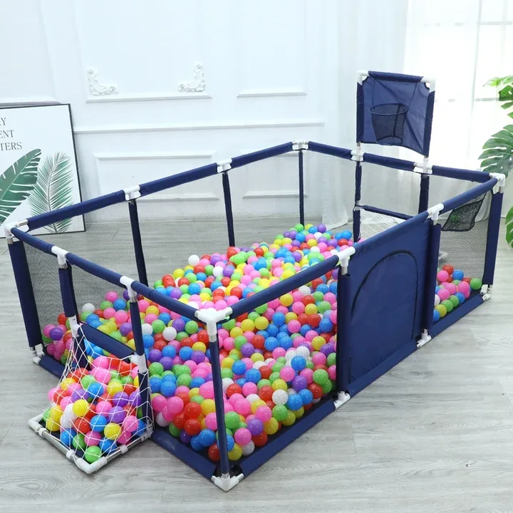 BabyPlayground – مساحة لعب للأطفال مع حوض كرات للمرح والاكتشاف