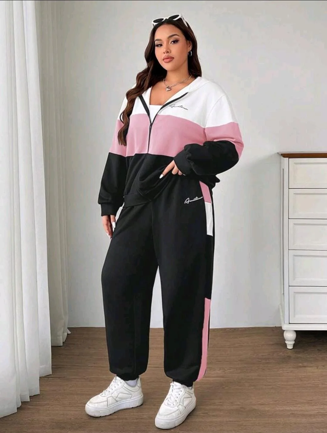 ENSEMBLE EZWEAR