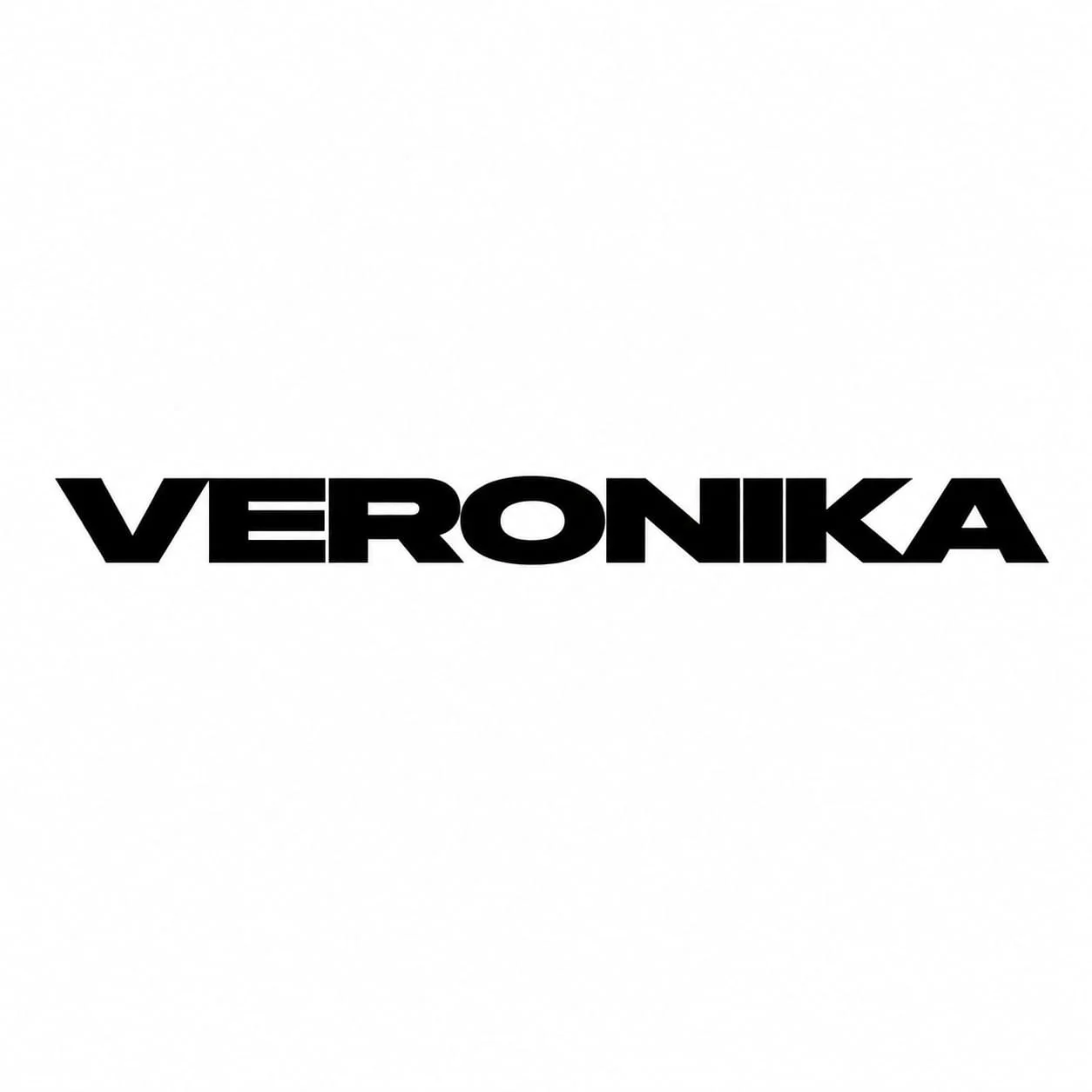 I AM VERONIKA