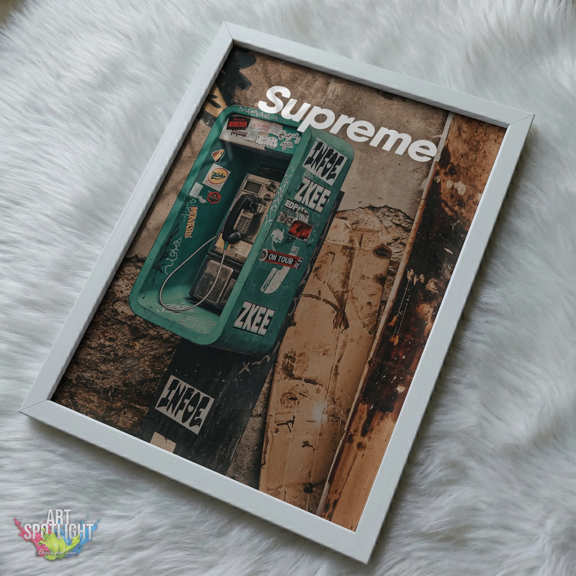 SUPREME VINTAGE PAYPHONE