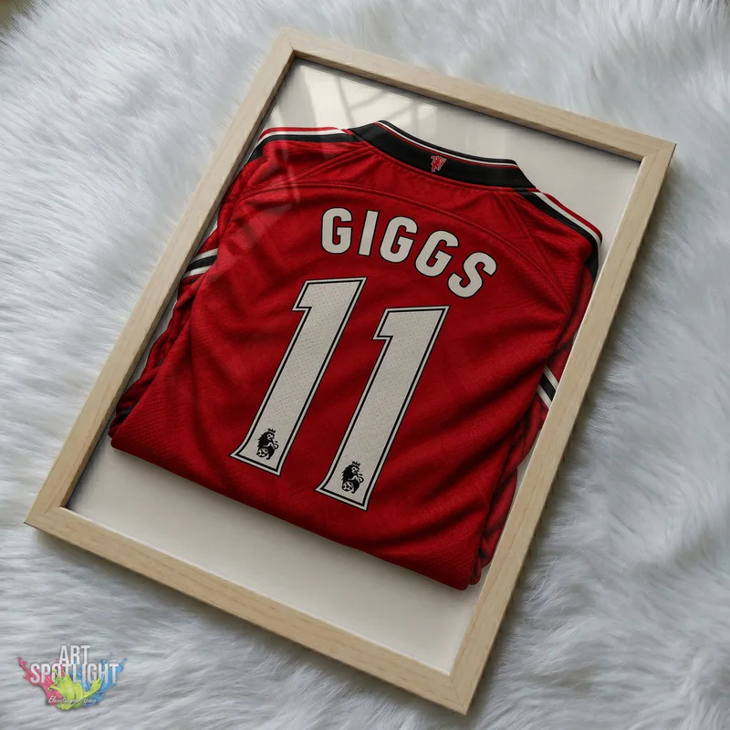 RYAN GIGGS MANCHESTER UNITED