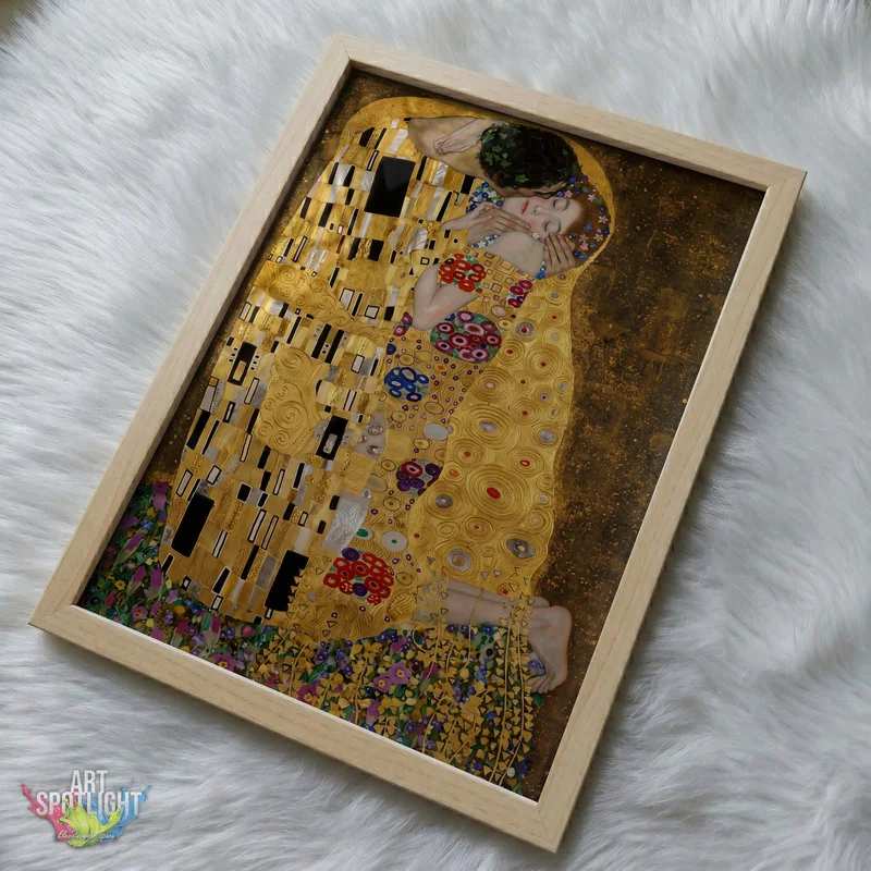THE KISS BY GUSTAV KLIMT