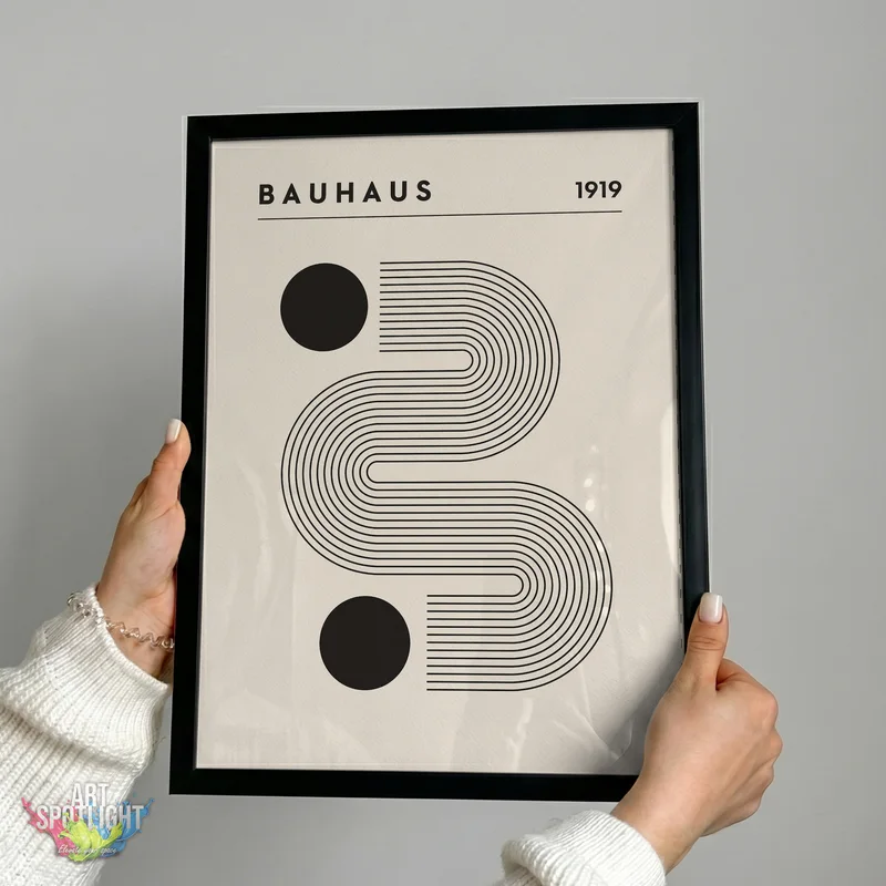 BAUHAUS CURVES AND CIRCLES