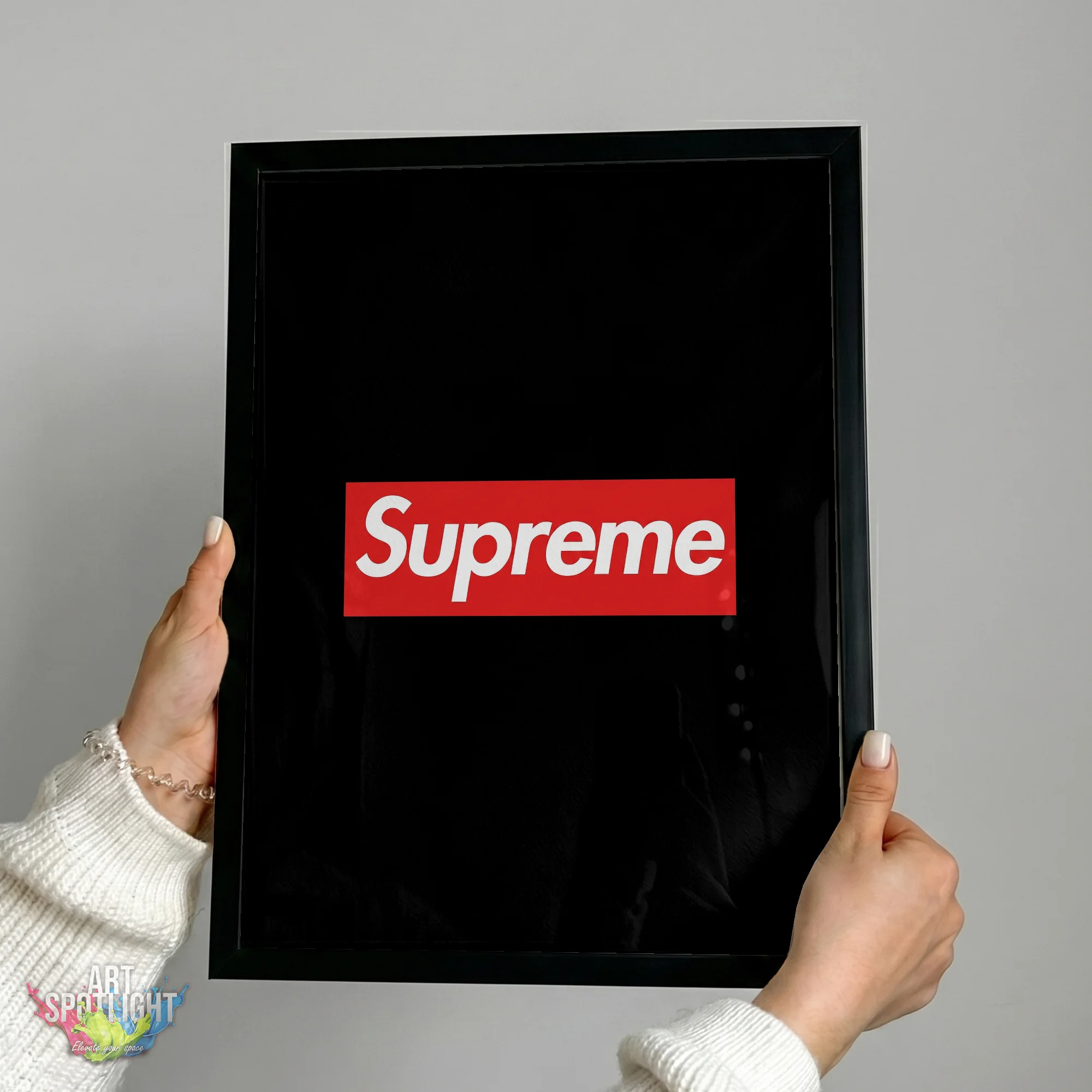 SUPREME RED BOX LOGO