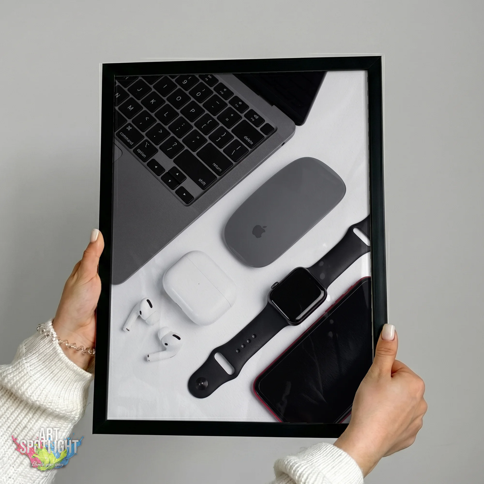 APPLE TECH ESSENTIALS