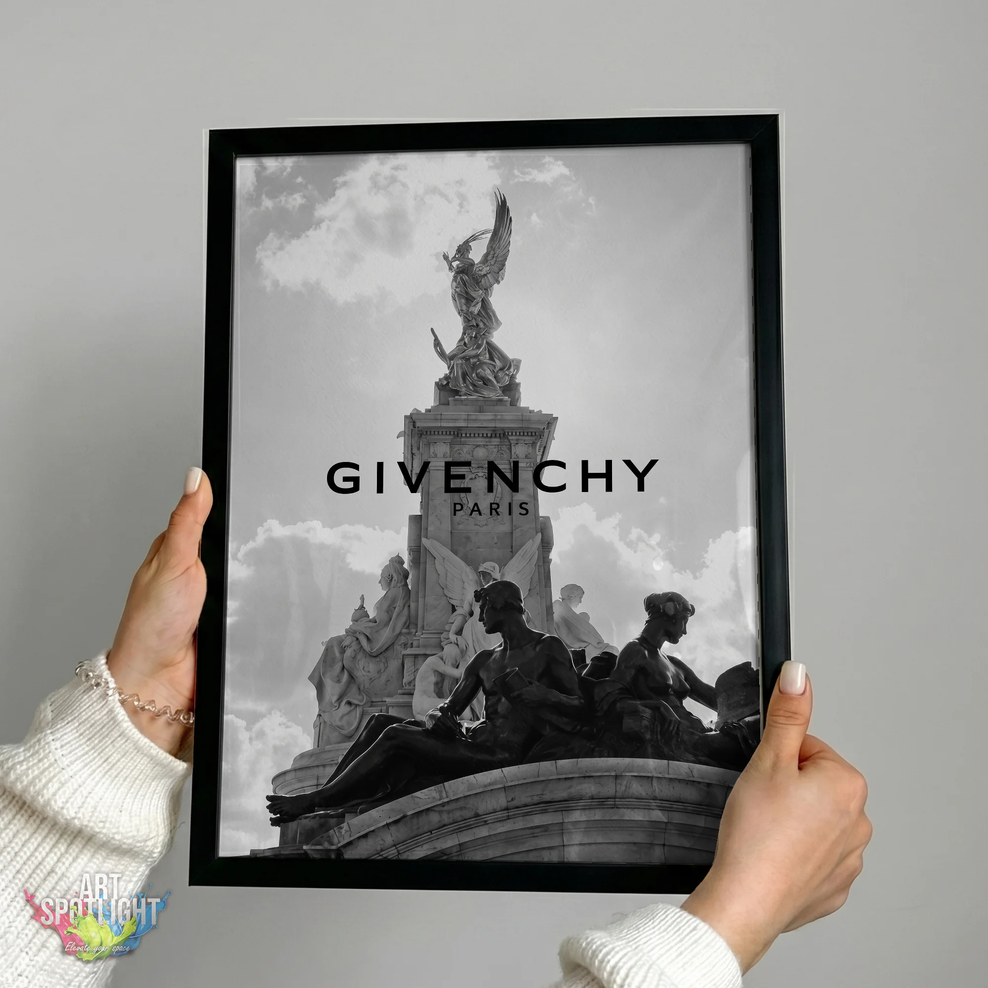 GIVENCHY PARIS MONUMENT